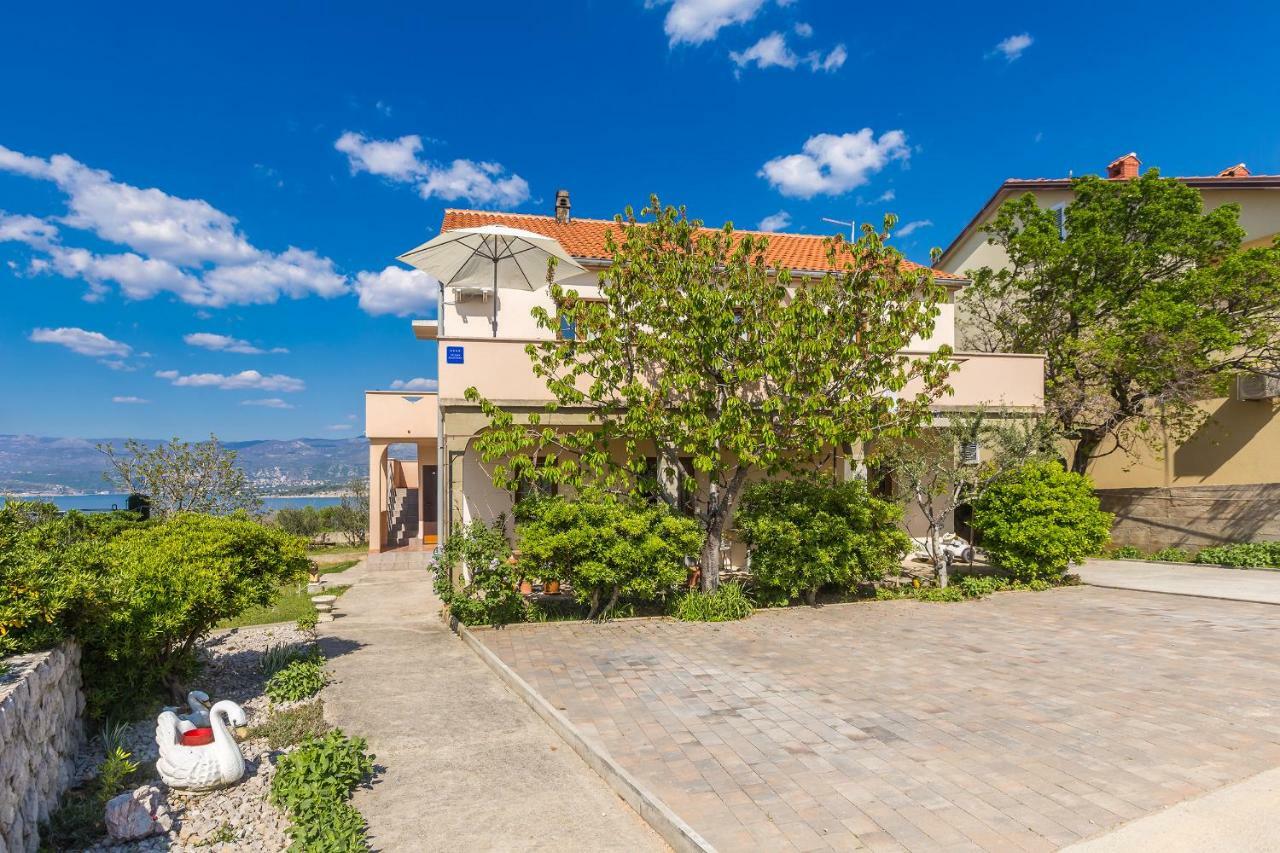 Studio Apartman Magdalena Omišalj Exterior foto